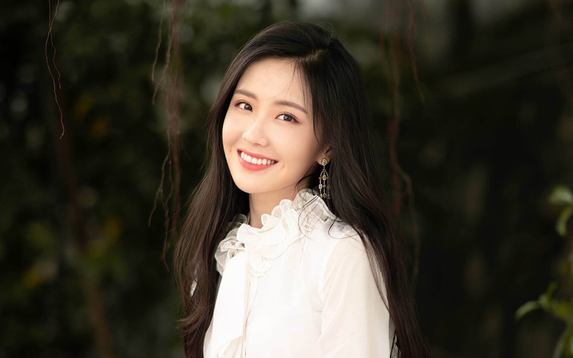 _高校运动会：青春追梦的炽热现场_，高校运动会开幕式视频